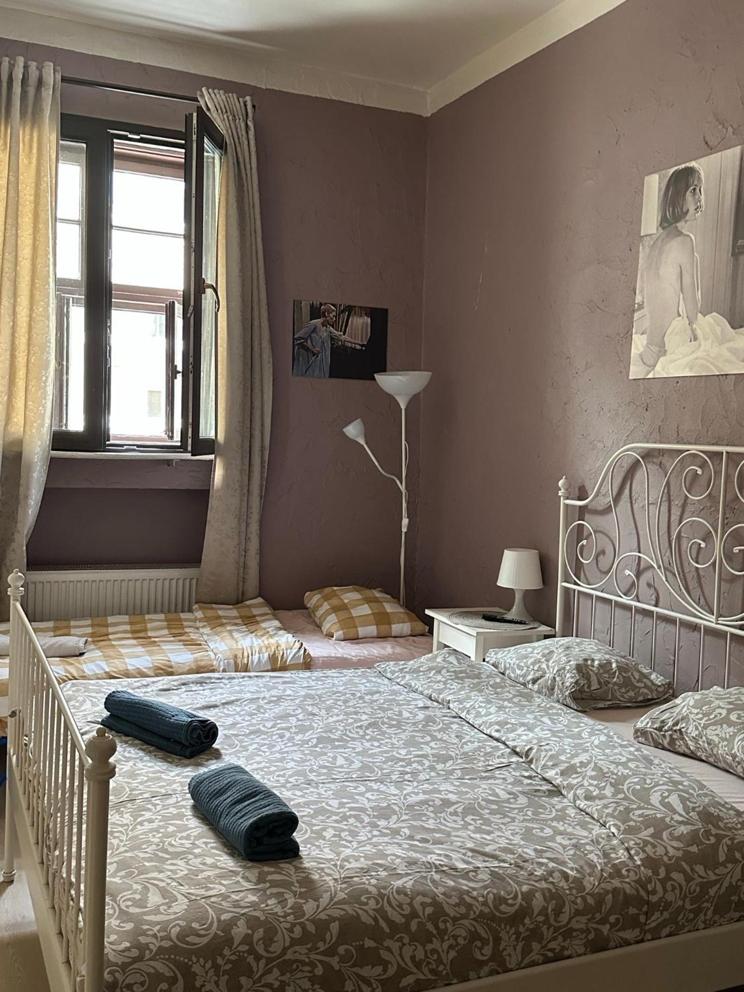 Kolysanka Private Rooms In Old Town Poznań Esterno foto