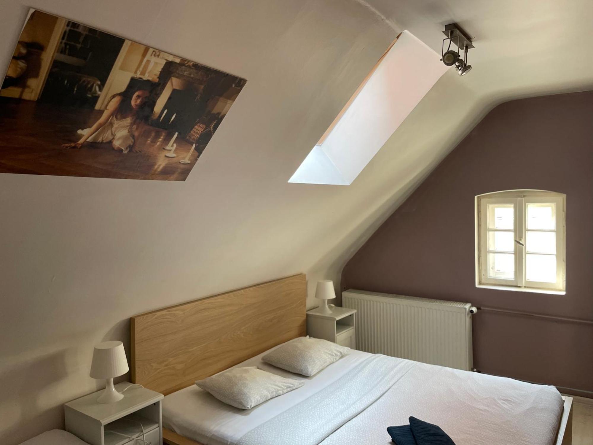 Kolysanka Private Rooms In Old Town Poznań Esterno foto