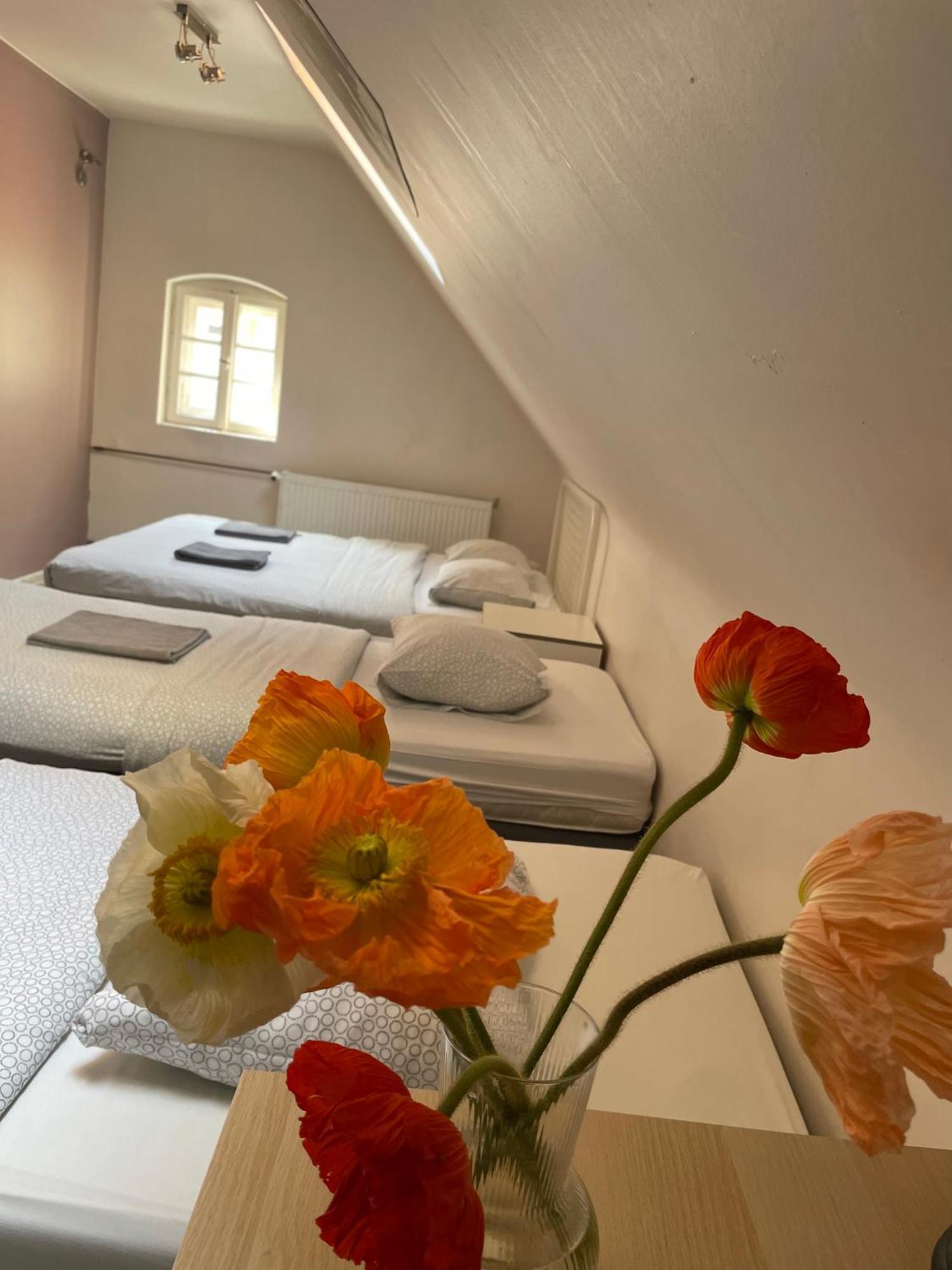 Kolysanka Private Rooms In Old Town Poznań Esterno foto