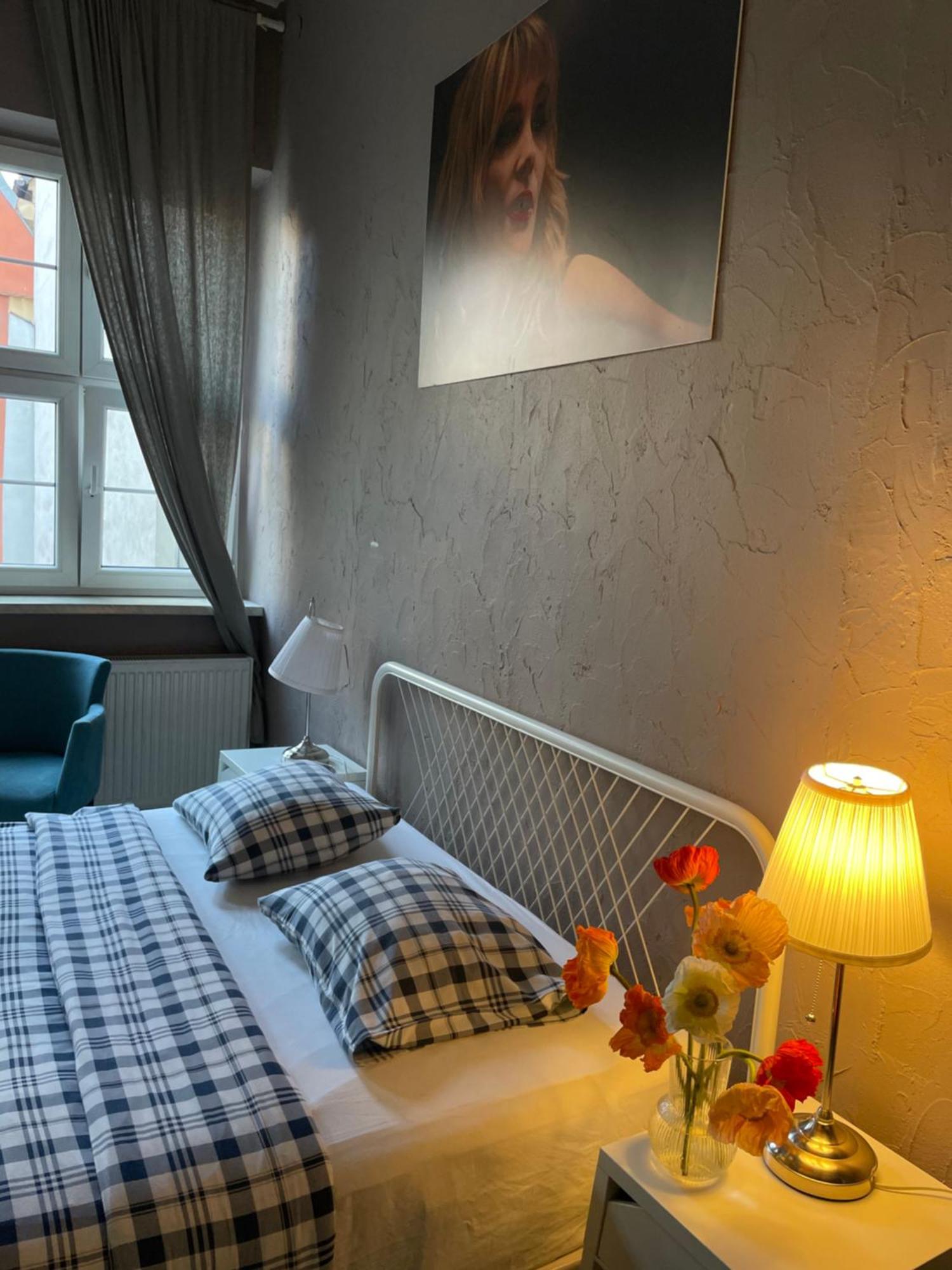 Kolysanka Private Rooms In Old Town Poznań Esterno foto