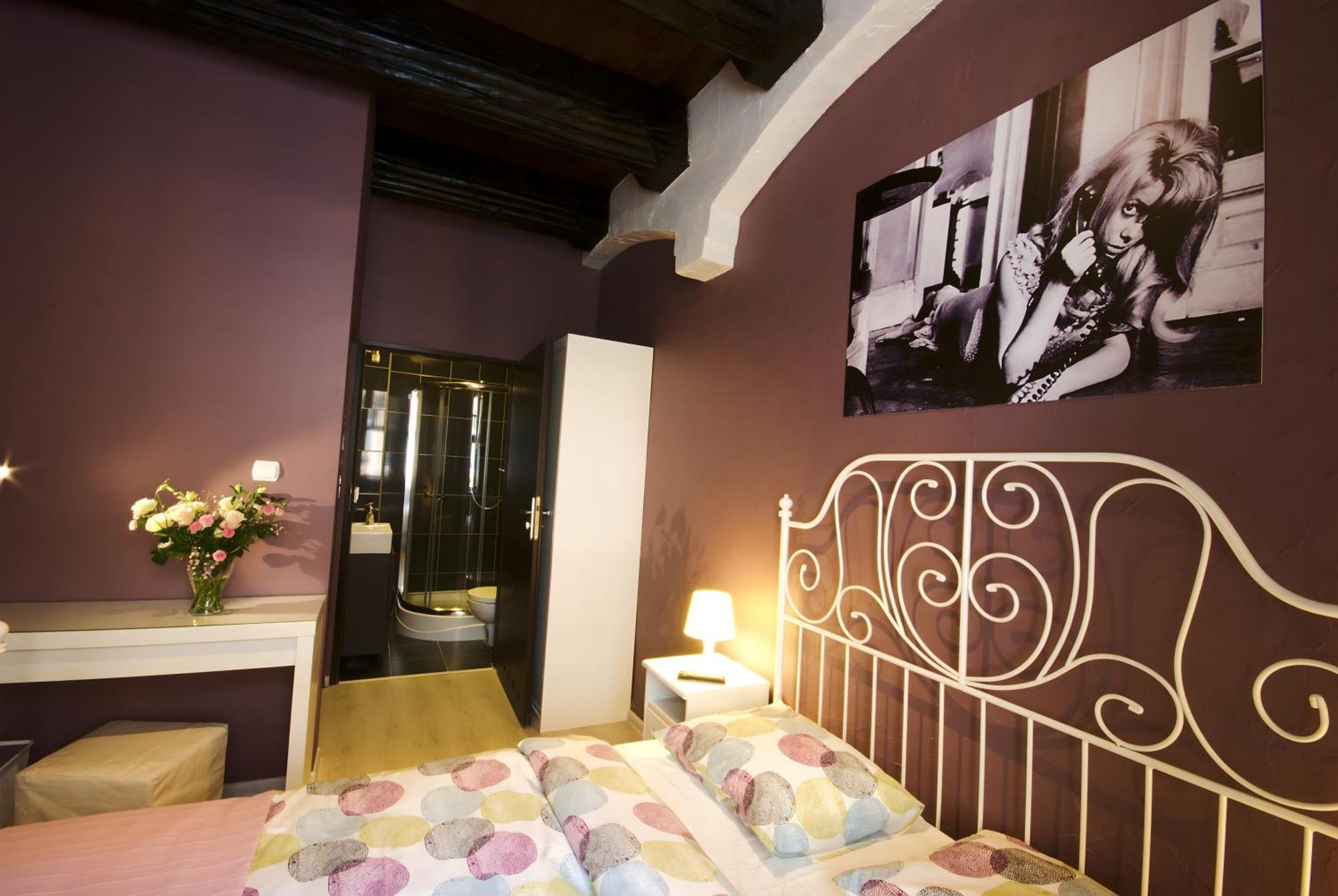 Kolysanka Private Rooms In Old Town Poznań Esterno foto