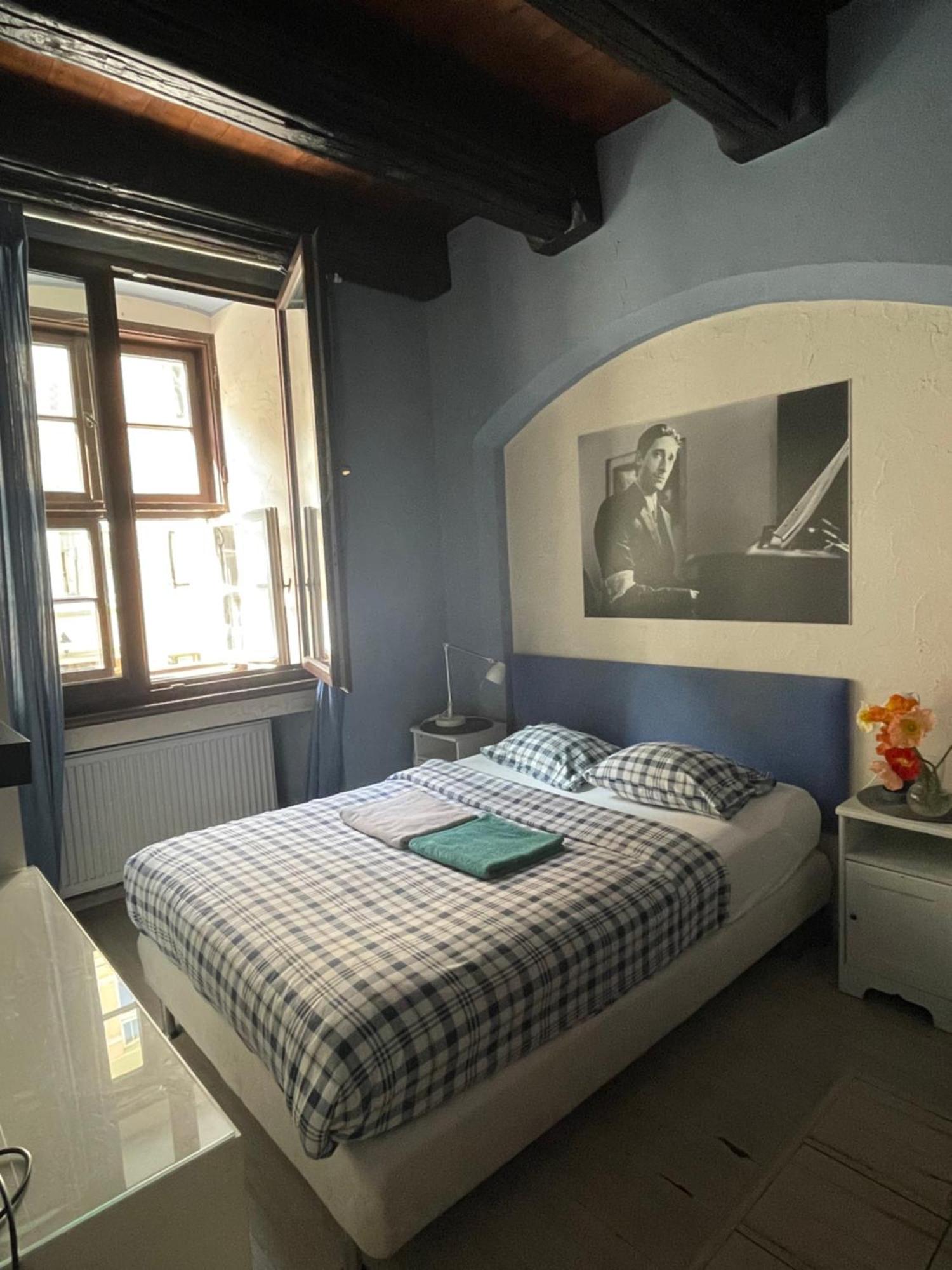Kolysanka Private Rooms In Old Town Poznań Esterno foto