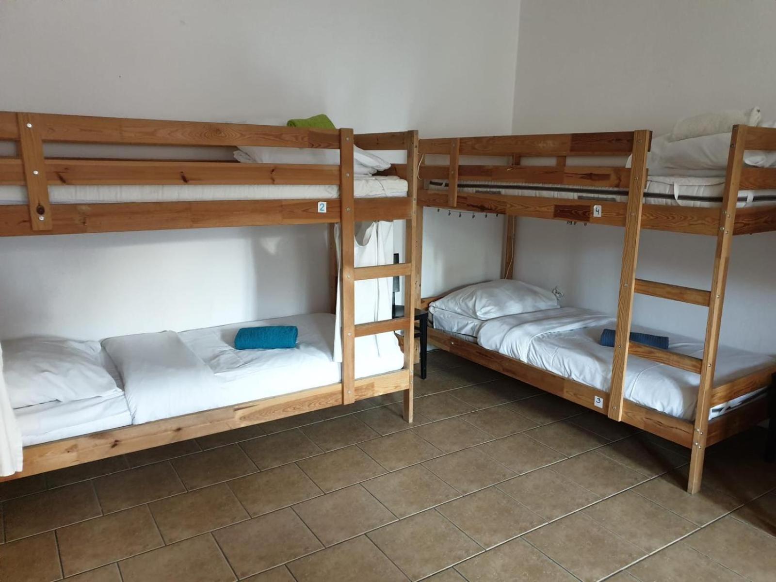 Kolysanka Private Rooms In Old Town Poznań Esterno foto